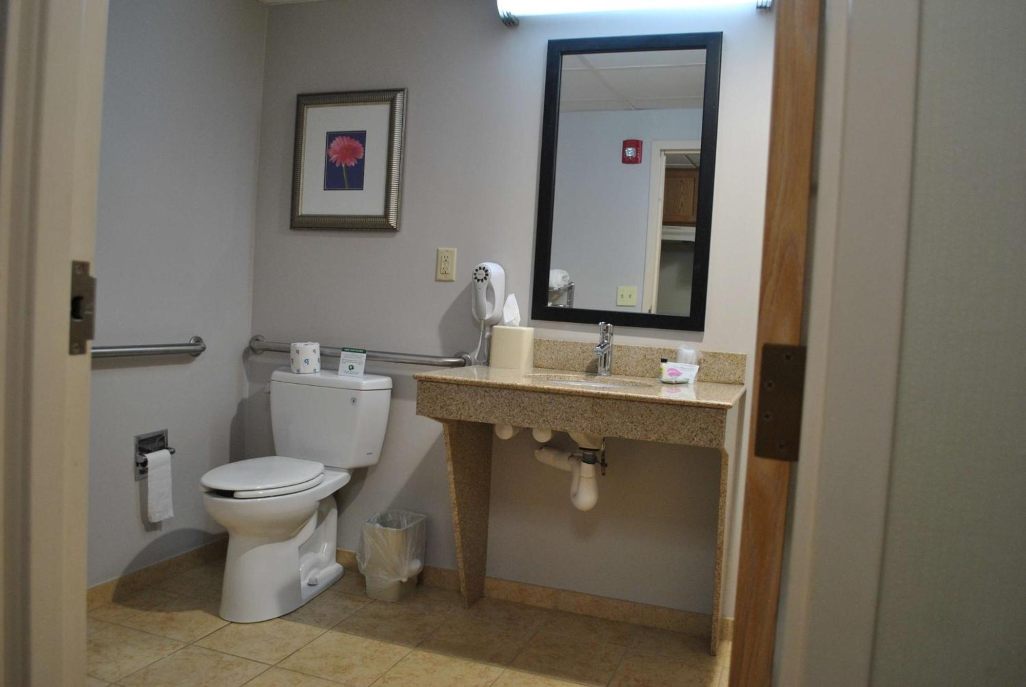 Best Western Owego Inn Eksteriør billede